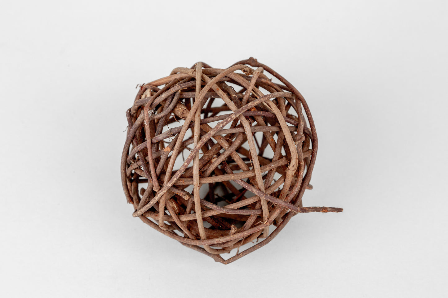 Vine Balls - 6" - 32 Pcs.